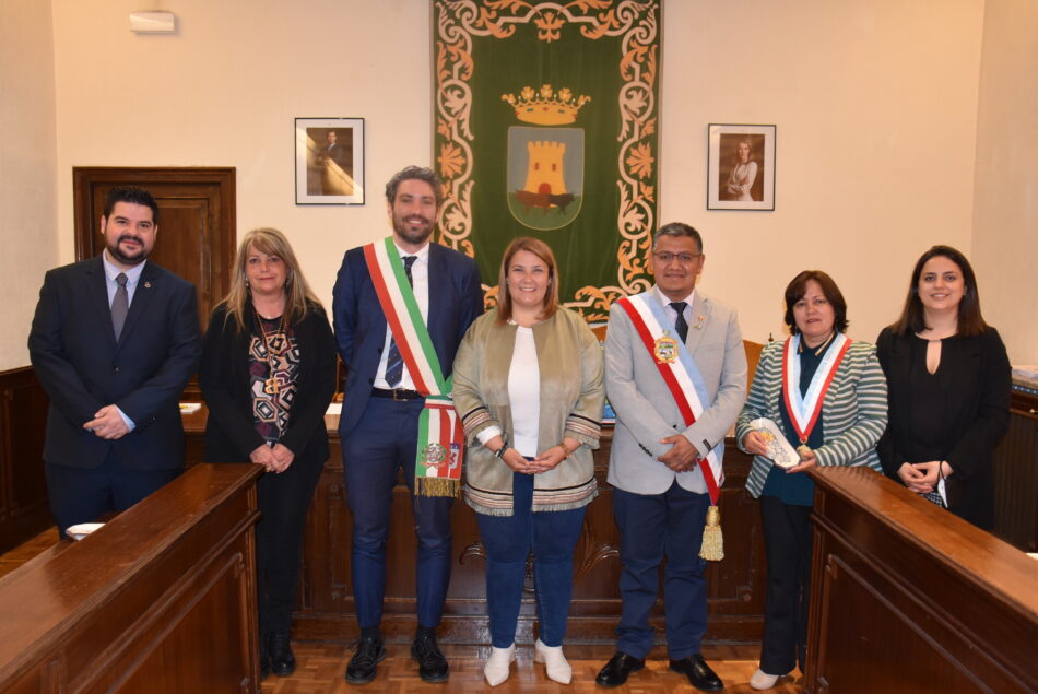 La alcaldesa celebra la recuperación de las Mondas con la participación de las ciudades hermanadas de Talavera de la Reyna y Faenza
